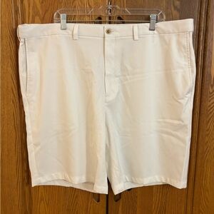 Haggar Men's White Cool Pro 18 Shorts